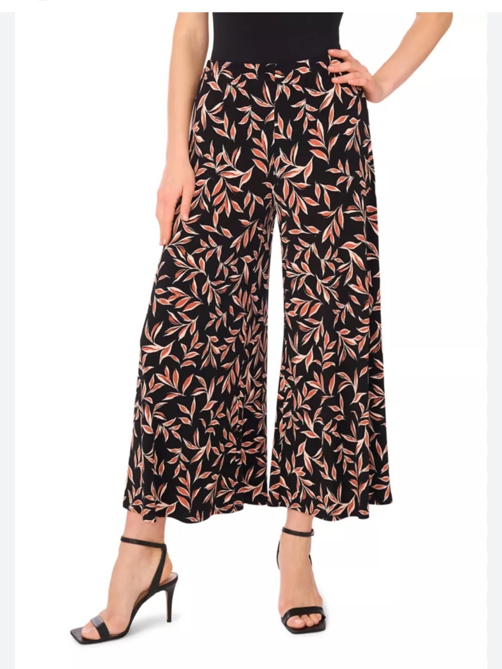 Vince Camuto printed women’s flair leg pants large NWT